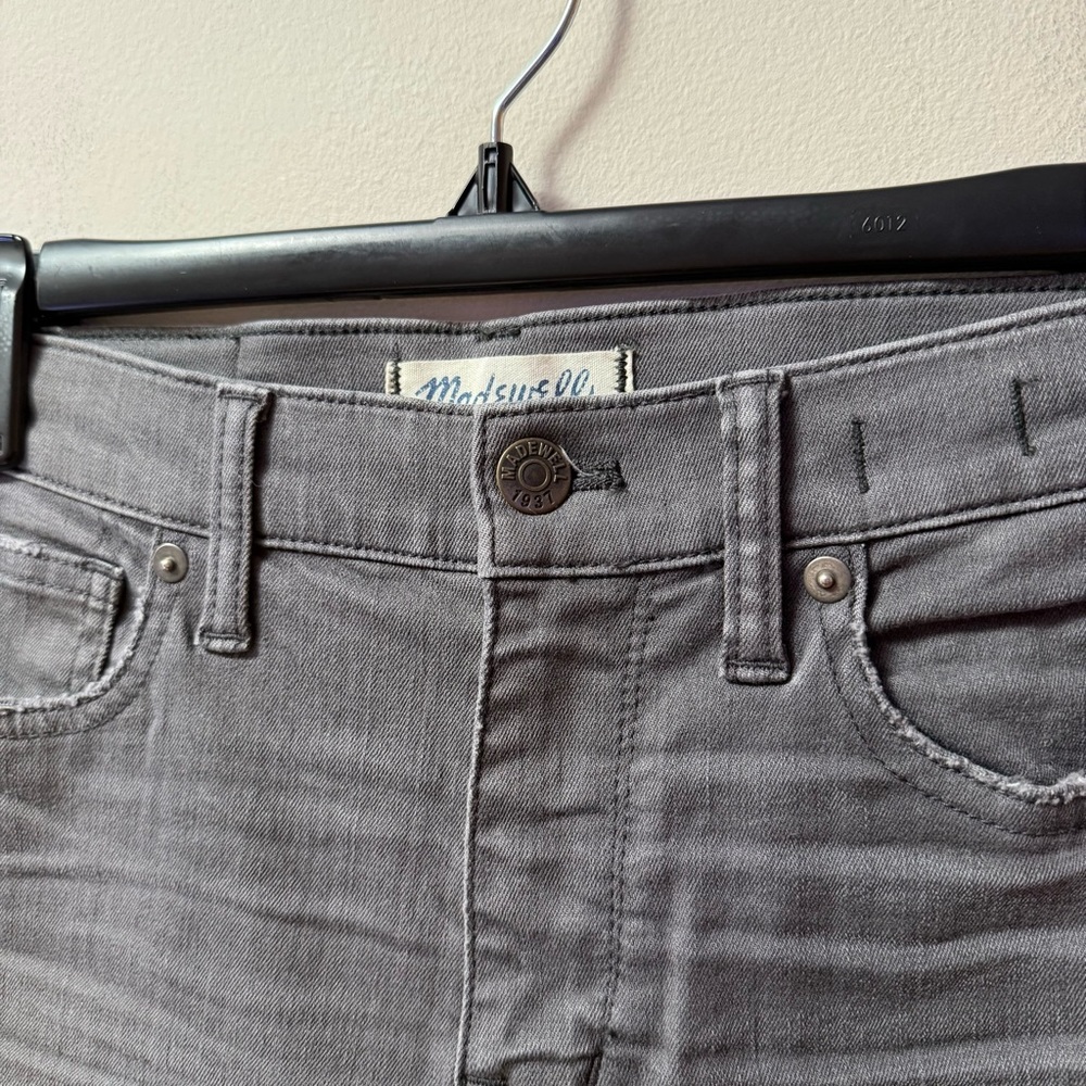 Madewell Skinny Jeans - Picture 4 of 11